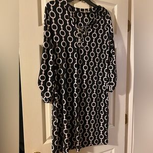 Spence Trendy Chain Lace Up Detail. Size 8 *FINAL PRICE *